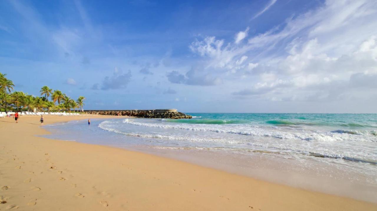 The Tryst Beachfront Hotel San Juan Exterior photo